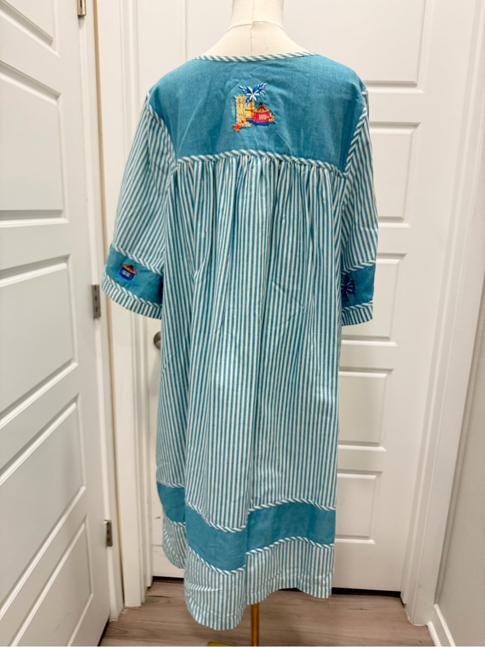 Bechamel Blue Stripe Patio Dress with Tropical Embroidery - Picture 7 of 10
